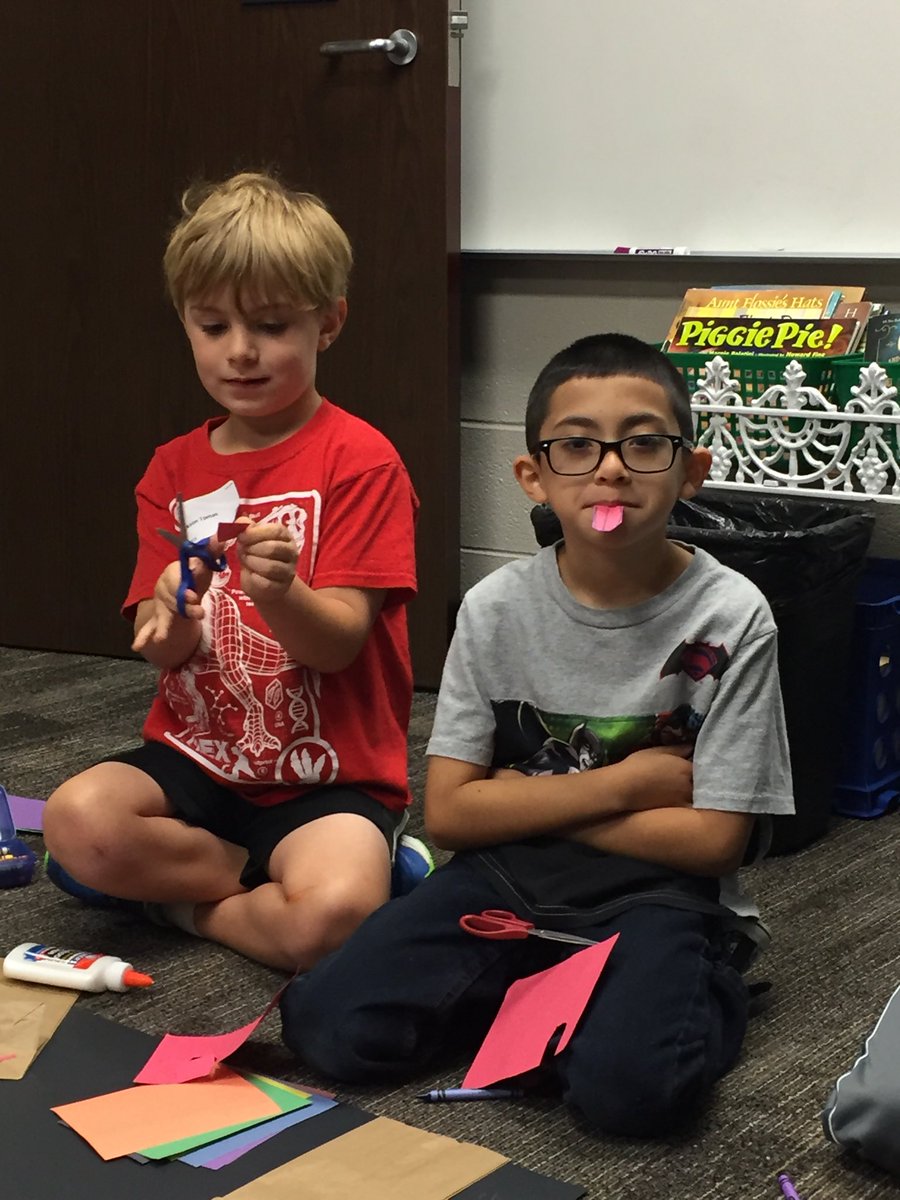 Puppet construction humor.  🤣