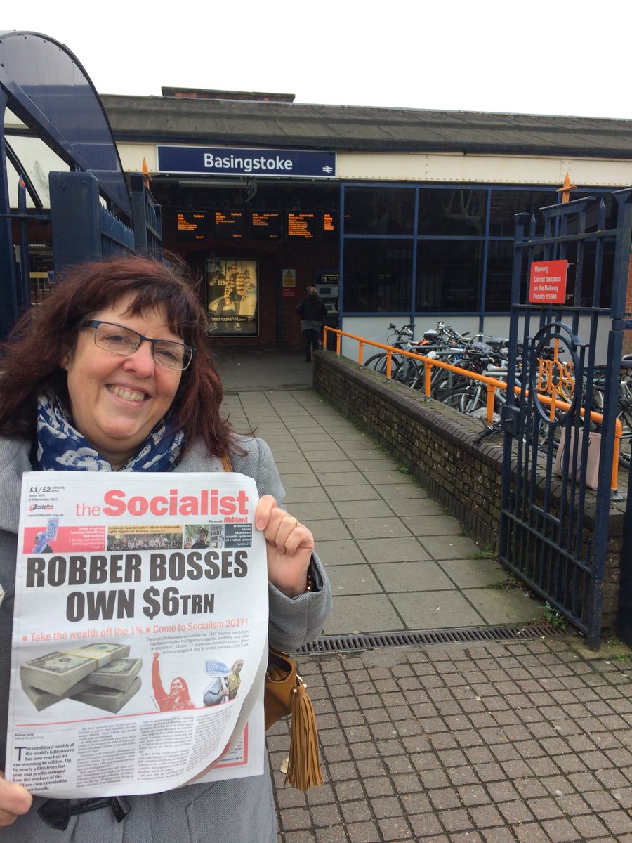 SouthernSP's tweet photo. Solidarity with @RMTunion striking at #SWR to #SaveTheGuard & put #SafetyBeforeProfit #Basingstoke https://t.co/LXirFfnHKq