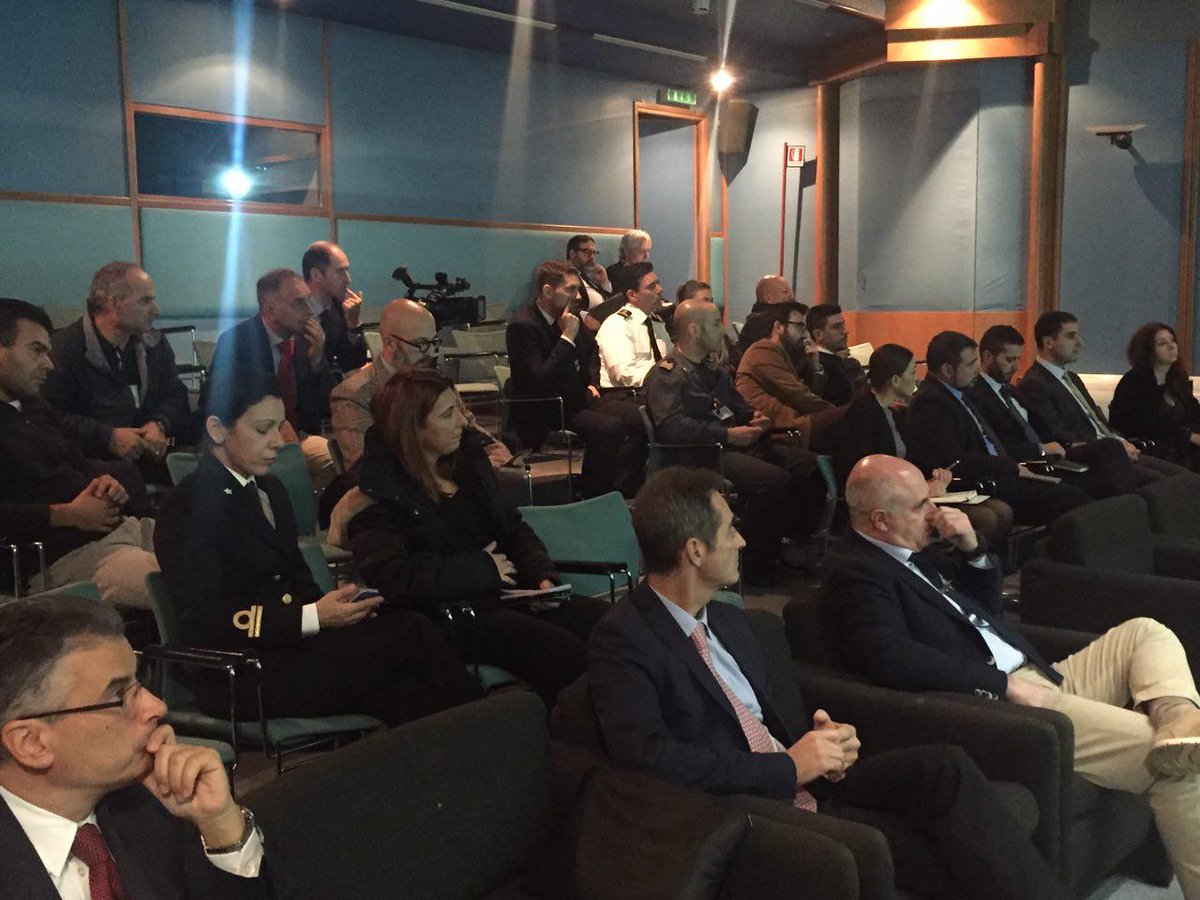 ItalianNavy tweet picture