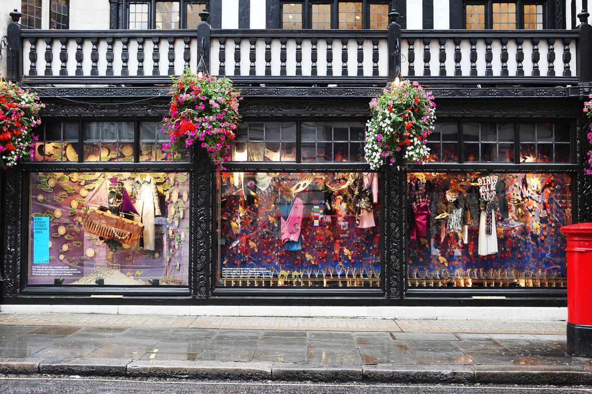RIBA's tweet photo. RIBA launches Regent Street Windows contest 2018 via @ArchitectsJrnal https://t.co/I3tgXRyzbr #RIBAWindows https://t.co/MftW40nvET