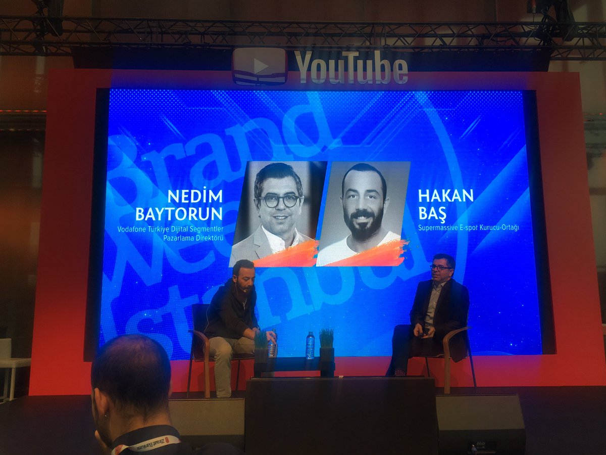 brandweekist's tweet image. "Markalar İçin Yeni Oyun Alanı: E-Spor" oturumumuz Supermassive E-Spor Kurucu Ortağı @hakanbas ve Vodafone Türkiye Dijital Segmentler Pazarlama Direktörü Nedim Baytorun'un katılımıyla Meydan Fuaye alanında başladı! #LegendsofEntertainment