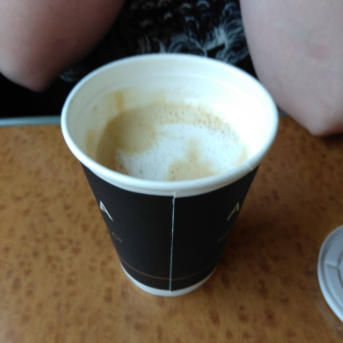gillnkym's tweet photo. #wevebeenrobbed #halfacup #traincoffee @KatieH_KYP @CharlotteKYM https://t.co/8uB9kaqAwl