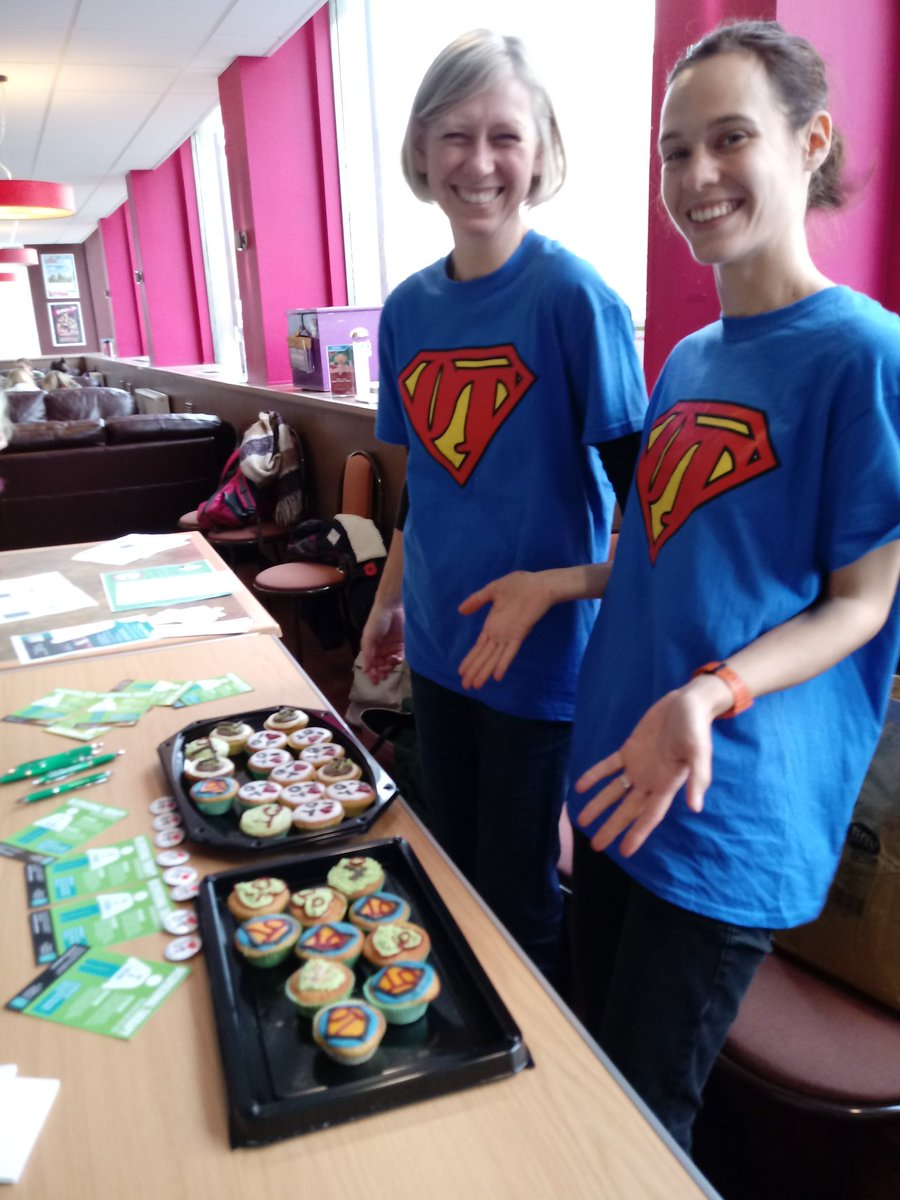 Bournemouth_OT's tweet photo. Bournemouth Uni OT students doing an amazing job promoting #OTweek17 Fab cakes!!!! #OTBU #bournemouthuni https://t.co/nHGp8fBwFu