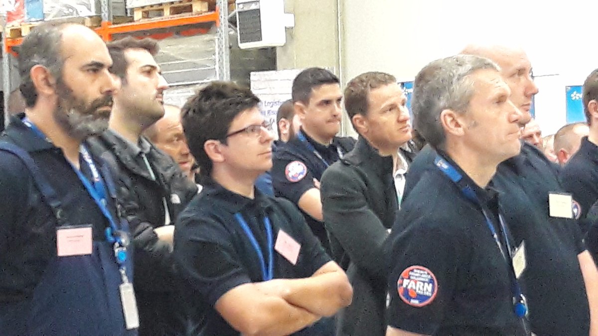 D_Miniere's tweet photo. Honoré d'être le parrain de la Force d'Action Rapide Nucléaire #FARN et fier de rencontrer ses équipes à l'occasion de la cérémonie de parrainage à @EDFBugey. La mission de la FARN est essentielle : elle réaffirme notre responsabilité d'exploitant en matière de #sûreté #nucléaire https://t.co/mi3g0gcnyG