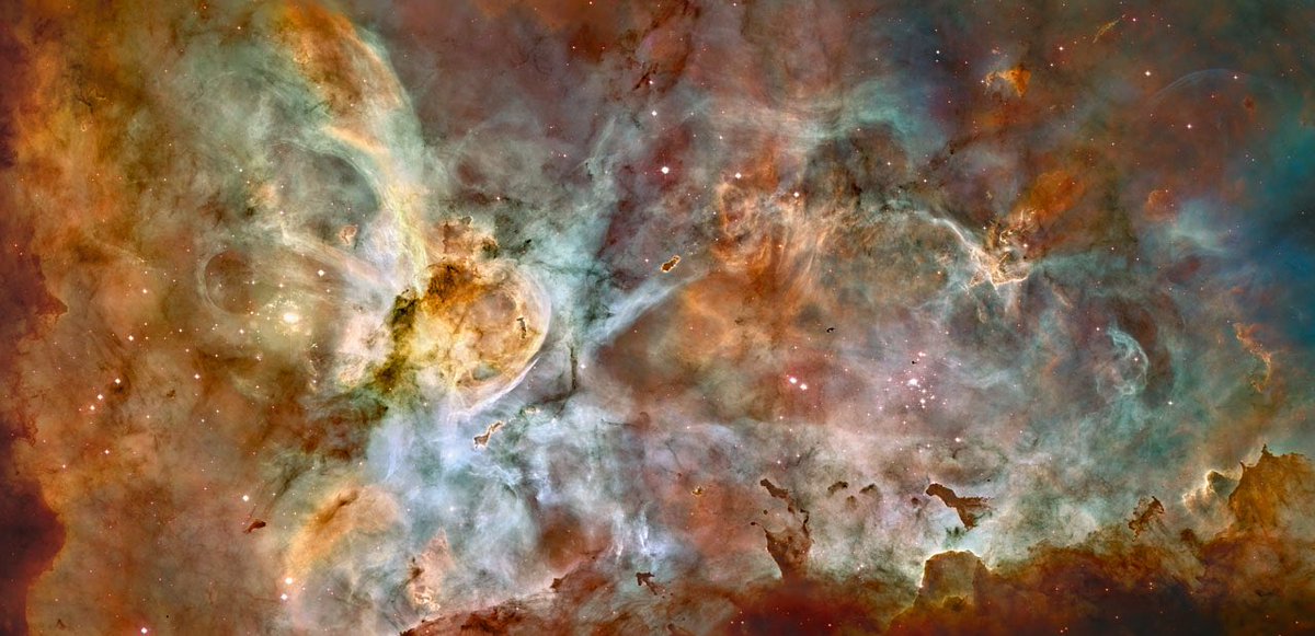 Core team meeting at @AvivaPolska HQ to prepare #InnovativeEurope2017 conference that will take place in Wrocław in two weeks. Cosmic wallpaper - amazing Carina Nebula spacetelescope.org/images/heic070… <a href="/markmccaughrean/">Mark McCaughrean</a> will talk about all of that in his keynote there!