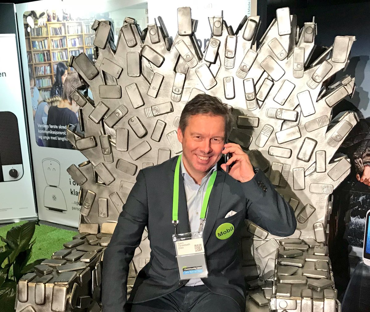 TTmmernes's tweet photo. Årets glad nyhet - nå kan vi løse den største utfordingen man har i bedrifter rundt sensitiv data som ligger på mobiltelefonene. Sjefen for @AteaNorge #Mobil @haraldseth Lanserer sikkermobile #GDPR Ready👍 https://t.co/dho5GGa9u5