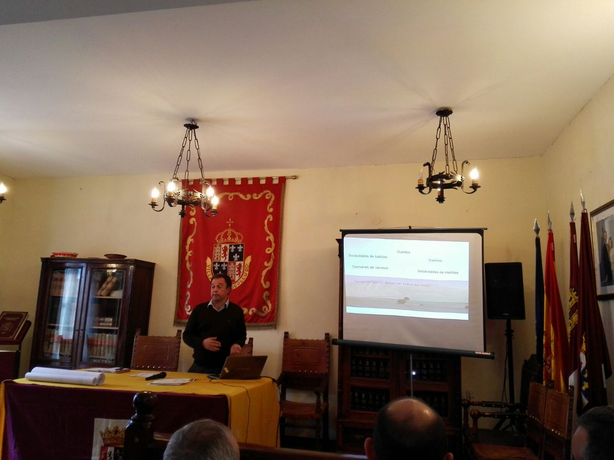 P.Medrano ahora en Cogolludo,Guadalajara, lleno total, trascendente Jornada para crear Juntas Gestoras d #MontesdeSocios en Castilla-La Mancha con línea de ayudas específicas