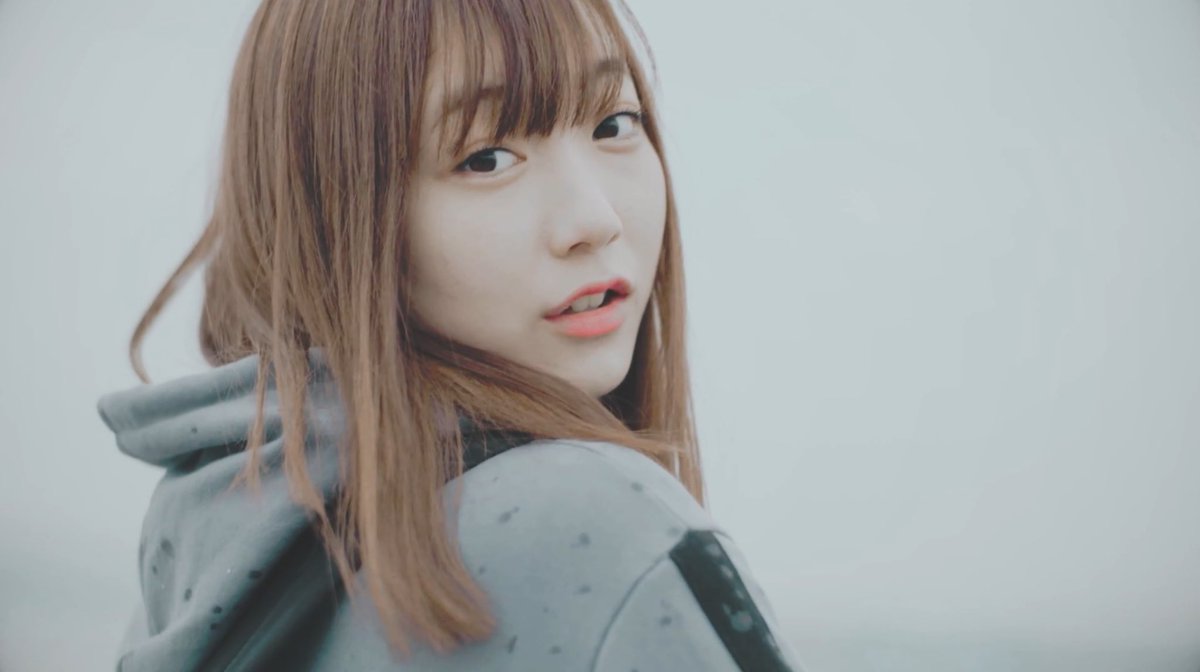 Miku_osusi_sk's tweet photo. 夢アドの4人体制最後の曲ExceeeedのMV公開されたから見てきた。あの〜良すぎてなんか鳥肌たった。素の表情のみんなが見れてるようでほのぼのした☺️
素晴らしい出来！ほんとに好きなグループだな〜😊
めっちゃエモい✨
#夢アド
#Exceeed https://t.co/N3E9gXJVj8