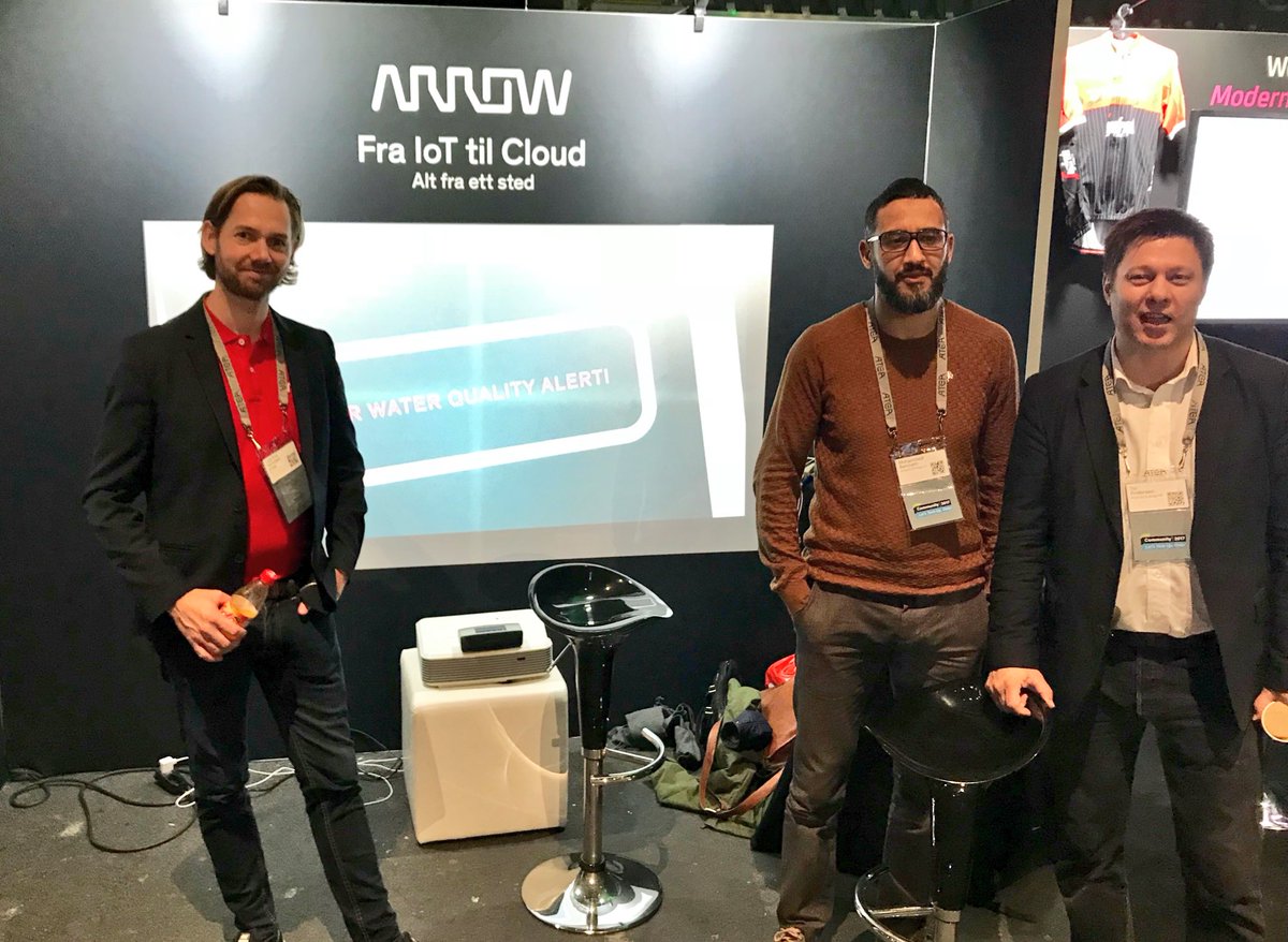 TTmmernes's tweet photo. Vår trofaste #VAD @arrowecsnorway @ArrowSecurity er på plass med @lahalvo82 #Mohamed @TorAndersen7 som sjarmerer og brillierer med høy kompetangse 👍 https://t.co/7RpUG8DcEk
