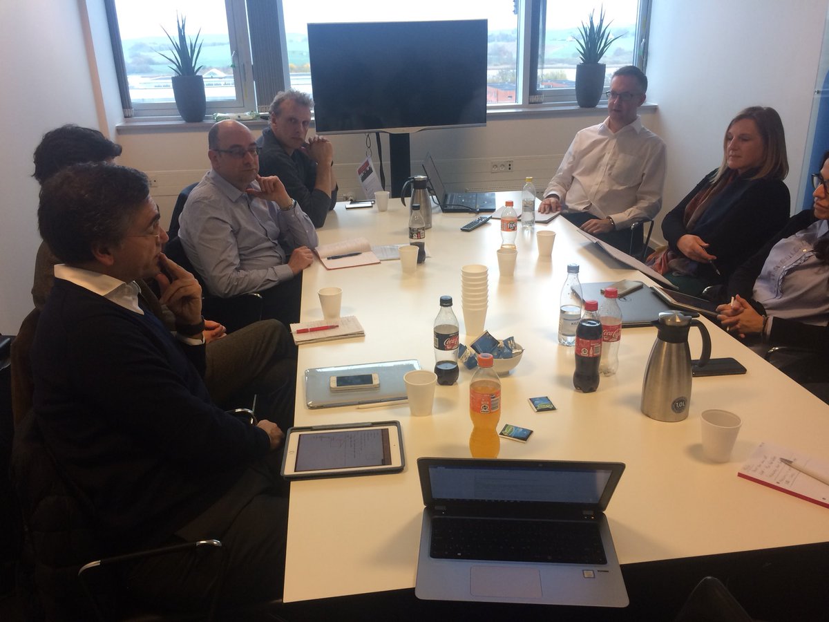 AMIRES_EU's tweet photo. #SABINAproject meeting continues with a clustering workshop on heat pumps with its @inea_eu sister project #FHPproject https://t.co/CSjtH2Y0T3