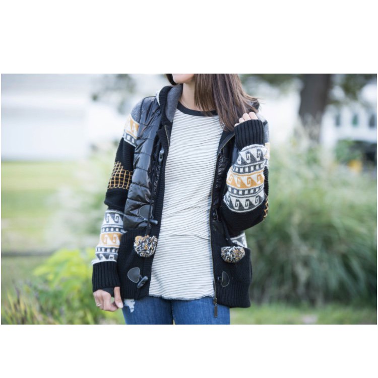 Juneandbeyond's tweet photo. Chilly days call for coats like this 💛🖤 https://t.co/Fl0dQNVjmw
