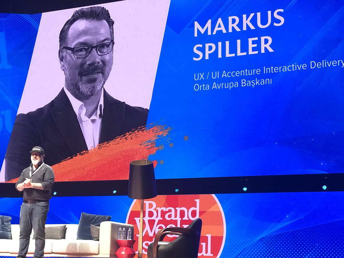 fundalina's tweet image. UX/UI Accenture Interactive Delivery, Orta Avrupa Başkanı MARKUS SPILLER sahnede 🤳🏻
#BrandWeek2017 🎩 #LegendsofEntertainment