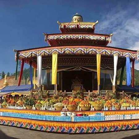 duptshering6's tweet photo. #monasteryoftheholyspirit #tigersnestmonastery #monasteryostrog #tenthousandbuddhasmonastery #monasteryart  #monasterylife  #monasterygarden #monastery #monasteryofthetransfiguration #monasteryodetarlac #prilaga #monasterystrong #monasteryoftransfiguration https://t.co/fSwnezBhkp