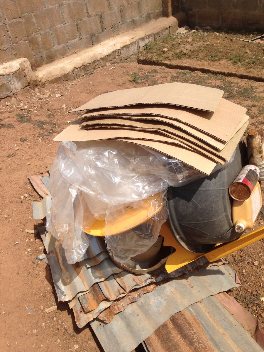 Recycle_NG's tweet photo. Paper, plastics, metals etc.
We recycle all.
#GoGreen #EcoFriendly #EcoSolutions #SafeEnvironmentForAll #Upcycle #Upcycled #Upcycling #RecycleToday #Recycling #Recycle #Cans #Can #Harp #ZeroLandFill #ZeroWaste #ReduceWaste #IntegratedRecyc https://t.co/WSMypCCjb5
