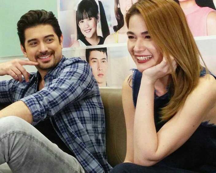 MoniqweYu's tweet photo. Sarap nila tingnan😍 #BeaIan #TonDeng #BeaAlonzo #IanVeneracion #ALTLBook2 #MovieForBeaIan pls @StarCreativesTV @StarCinema @jerlosin https://t.co/sbMXhZpcQ8