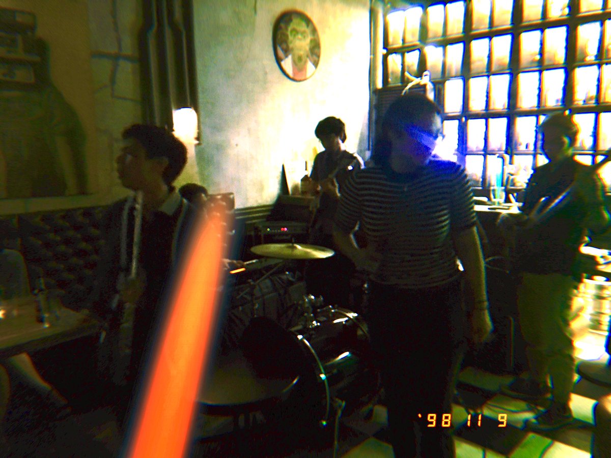 joshtamy's tweet image. Loved every minute of last night&apos;s #UnwindWednesdays with @ExtrapolationPH at @thirstybarberph ✨