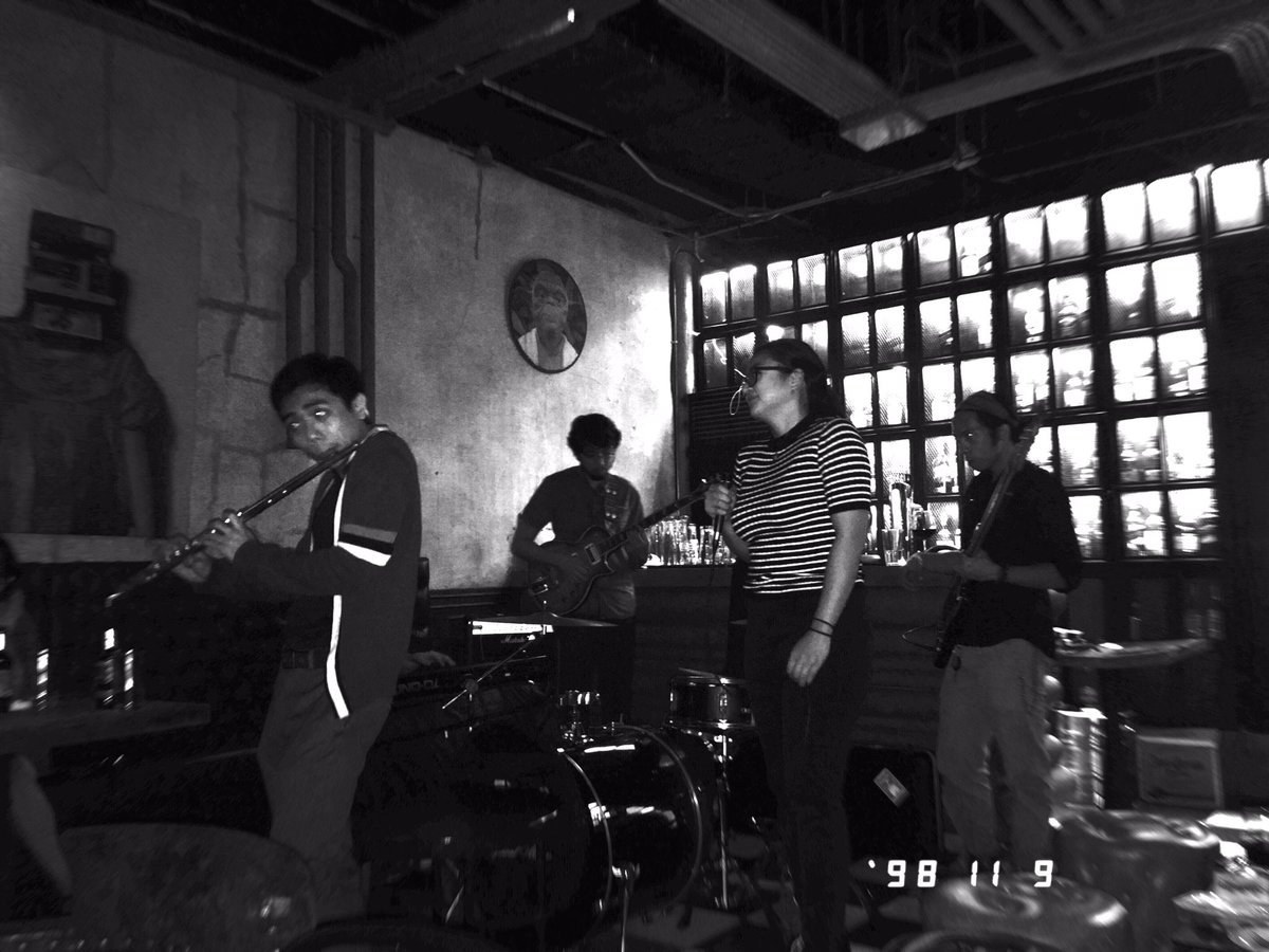 joshtamy's tweet image. Loved every minute of last night&apos;s #UnwindWednesdays with @ExtrapolationPH at @thirstybarberph ✨