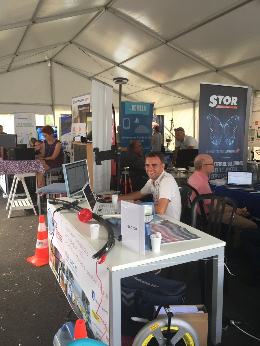RUNINTECH's tweet photo. Le salon Run in Tech c'est aujourd'hui !
Venez découvrir nos stands, ils vous attendent 😃 https://t.co/aj6maqDsGg