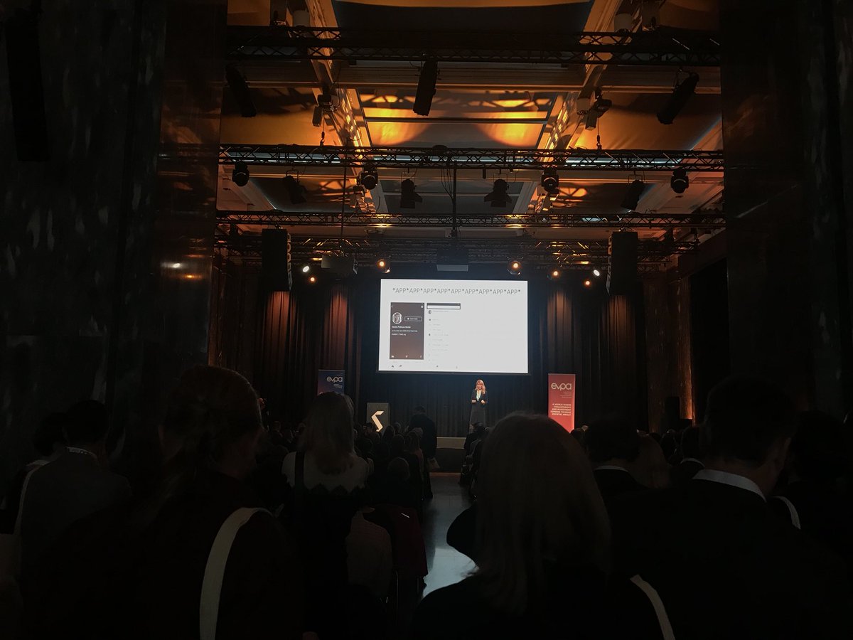 son_navarro's tweet photo. Packed room today at #EVPA17 Oslo @ESADEisocial https://t.co/hIAWOO8IR9