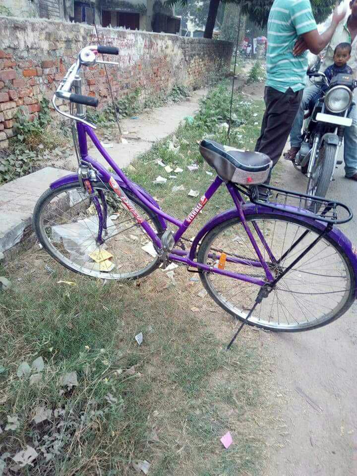 Vineetrishubjp's tweet photo. @digazamgarh @IgRangeVaranasi #Fast_share
Is bachche ka accident hua hai plz koi agar pahchan le to ghar walo ko jankari de life line me h https://t.co/FU0YXCcNcT