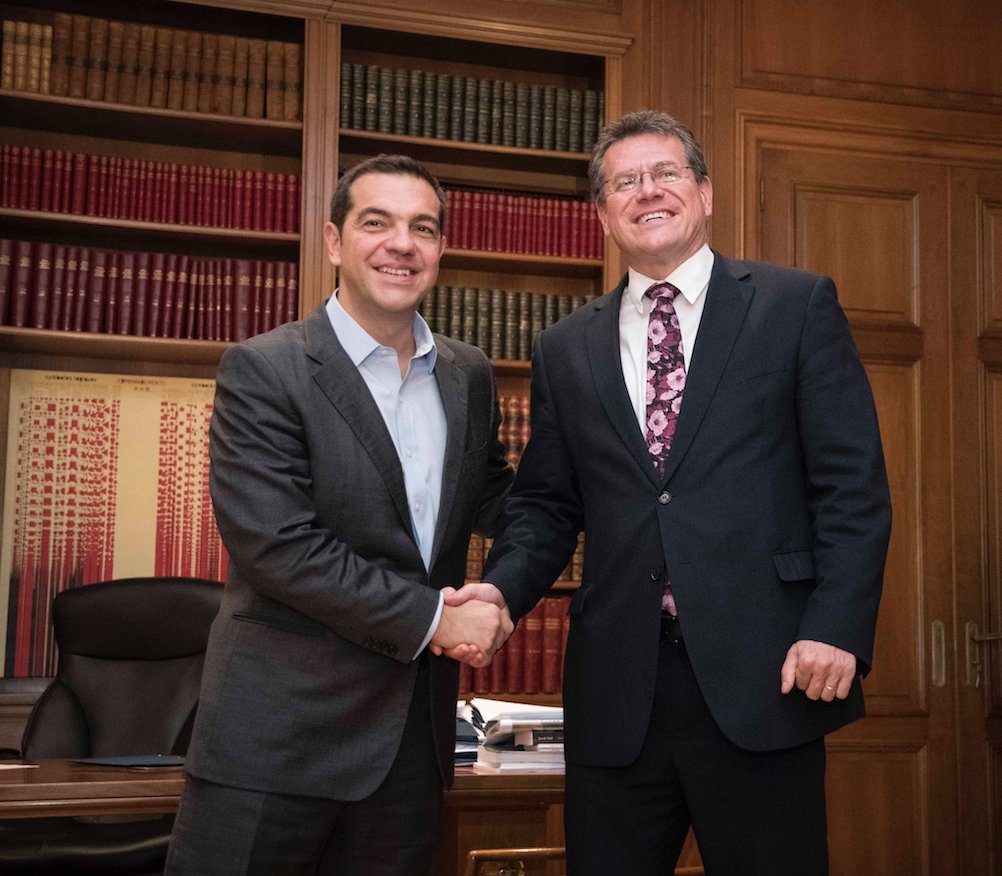 PrimeministerGR's tweet photo. Συνάντηση με τον Αντιπρόεδρο της Ευρωπαϊκής Επιτροπής, αρμόδιο για την Ενεργειακή Ένωση, κ. Μάρος Σέφτσοβιτς, στο Μέγαρο Μαξίμου. https://t.co/nnqcjQLmno