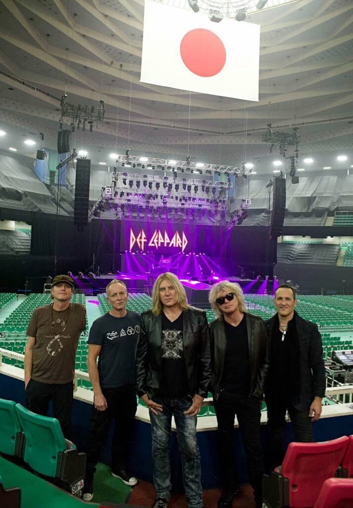 kyohneko3's tweet photo. Two years ago today...
あれからもう二年経つのか...
早いなぁ😌✨✨
#DefLeppard #Budokan
#JapanTour2015
#ThrowbackThursday https://t.co/vrXQFYUy0l
