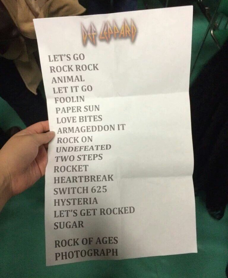 kyohneko3's tweet photo. Two years ago today...
あれからもう二年経つのか...
早いなぁ😌✨✨
#DefLeppard #Budokan
#JapanTour2015
#ThrowbackThursday https://t.co/vrXQFYUy0l