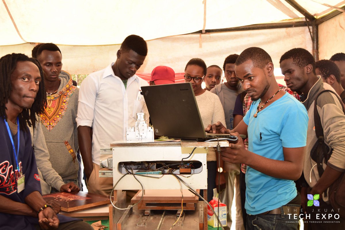 jkuattechexpo's tweet photo. Check out CNC milling machine project that has impressed so many attendees #Expo8 https://t.co/W9ZfK4u2dr
