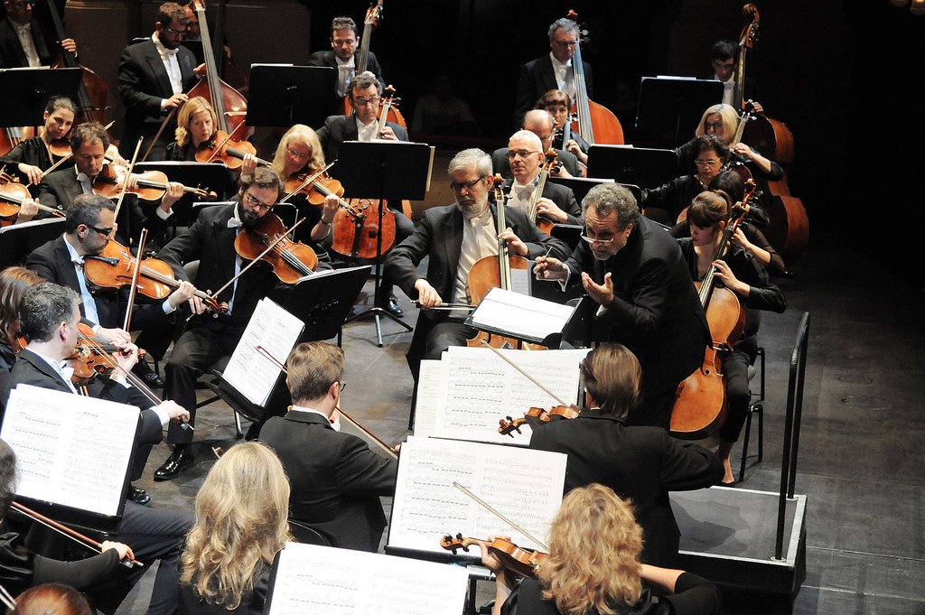 Polifonicap's tweet photo. Demà divendres tindrem goig de cantar el Rèquiem Alemany de Brahms amb el Cor i l'Orquestra del Liceu dirigits per Josep Pons. https://t.co/lTeAYtxuyg https://t.co/Aw9yelx8t4 @NacioBergueda @diariRegio7 @AquiBergueda @JosepGenesca