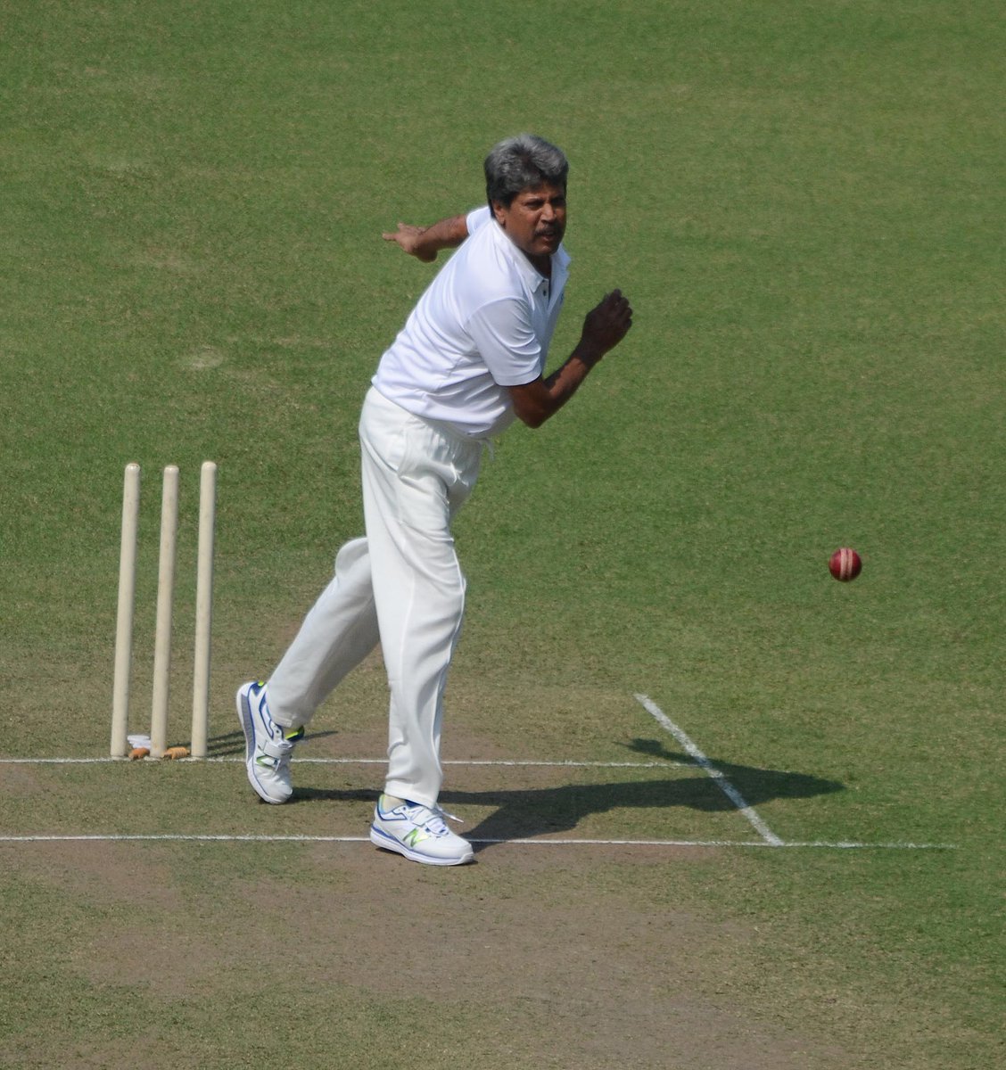 debasissen's tweet photo. #ThrowbackThursday It was a great sight for cricket lovers watching @therealkapildev bowl India to many memorable victories. #Respect https://t.co/QjkC4YOkfj