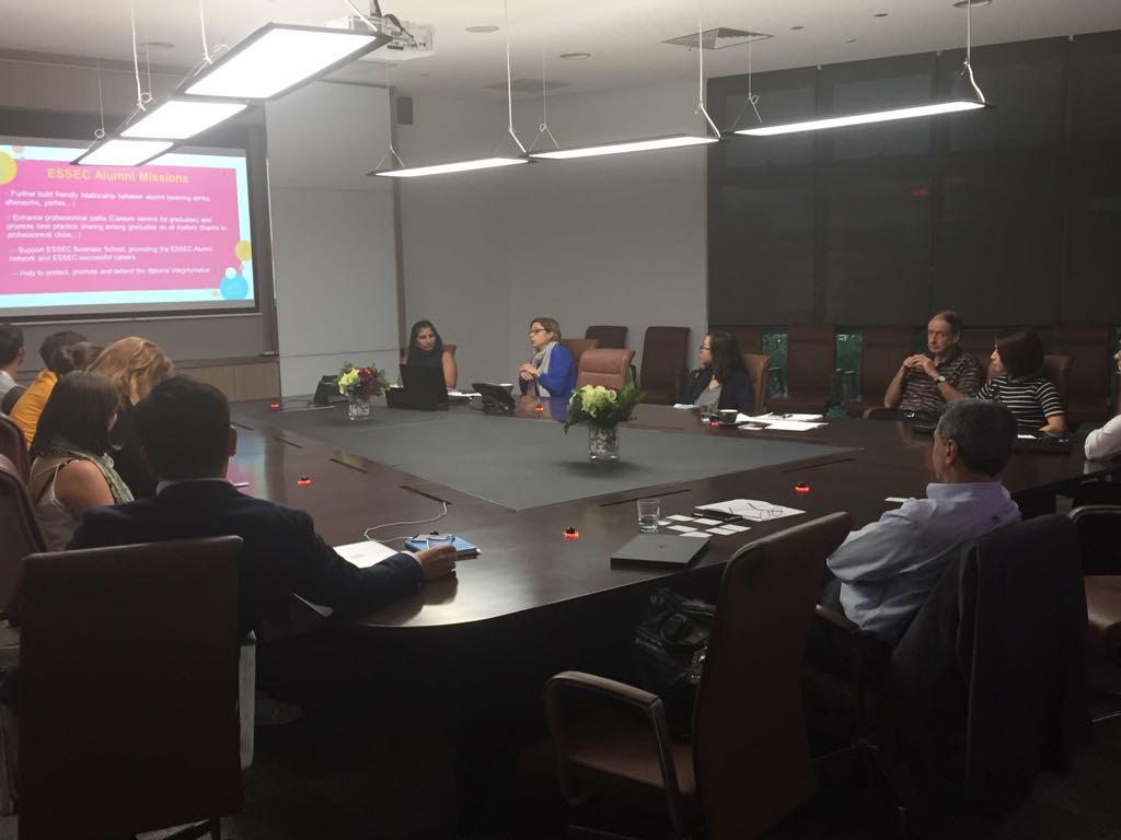 ESSEC_AP's tweet photo. Charles Bouaziz & Stephanie Jossermoz,@essecalumni President and Executive Director, share new developments and projects with our #ESSECAP students https://t.co/iZOZiTfb6t