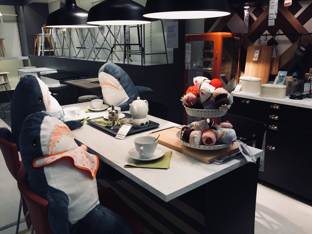 maironcore's tweet photo. @ ikea i have a few questions https://t.co/sUoWDKw6s2