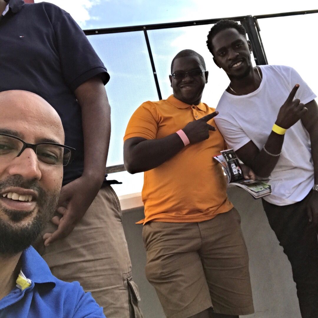 thedjrpm's tweet photo. In the background @TheSquarePlace #DjSimples #MrContinentalUG
@thedjbk @thedjrpm @talentafrica
#Casual #djsdaily #djlife
[BK + RPM = BPM] https://t.co/B6o5FykBVL