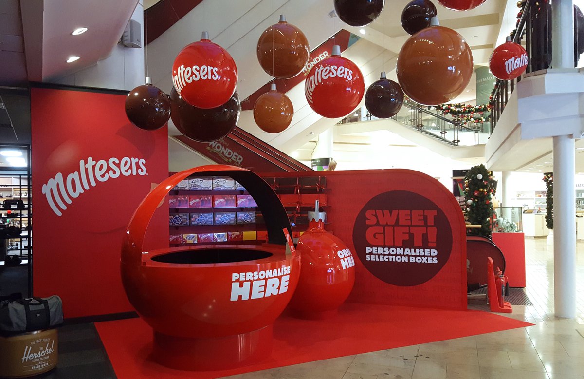 ExhibitDesignGr's tweet photo. Tis almost the season! @ExhibitDesignGr worked alongside Irish International to create the @MaltesersIE #Christmas Counter in @ArnottsDublin where you can buy a personalised selection box! #gettingfestive #MaltesersChristmas #sweetgift https://t.co/fbg4tFQ9G6