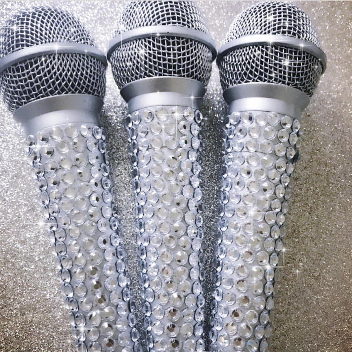 Kickersstudios's tweet photo. Showtime is on the Horizon 💫 #showcase #simplythebest #dance #50years https://t.co/nGKE6NK3Bl