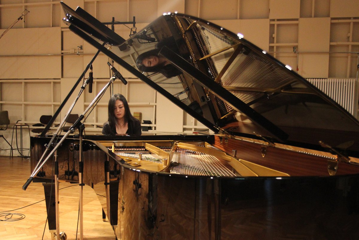 yejingil's tweet photo. Just in time before the carnival begins! Today in #Köln and tomorrow in #Düsseldorf as part of the "#Scriabin: #Etrangeté" CD release tour with @Bechstein1853 and @bastillemusique: https://t.co/gmyTIBURJO https://t.co/QX5X6gji7o
