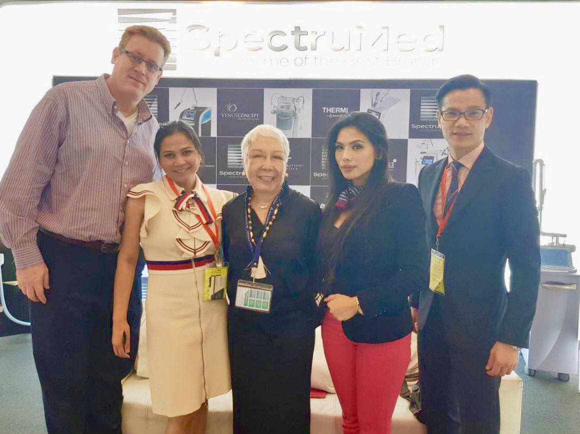 SPECTRUMEDinc's tweet photo. Day 2 of the PDS Convention was amazing!Visit the SpectruMed area tom &amp; win a Centrifuge + Regenlab PRP Dual Kit in our raffle! #Spectrumed https://t.co/Kew1WcxxK4