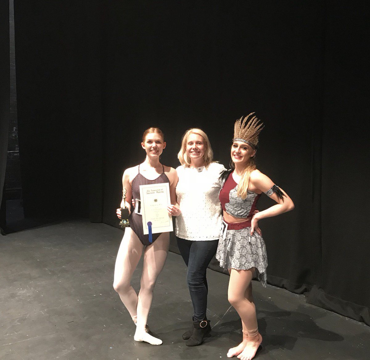 Kickersstudios's tweet photo. AAD Scholarship &amp; Debut Finalists/ Winners 🏆 2017. Congratulations  @JessTimms @LucyHooper_ @CerysFennell @jesssswhelan @wilbourn100 @WilbournCharlie @ellieholmes https://t.co/iA0eBXQIFT