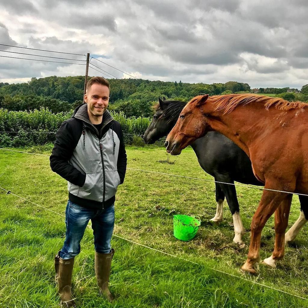 michalkotoc's tweet photo. #me and #horses #horse #nature #kon #kone #priroda #anglicko #england #vidiek #country #countryside #autumn #jesen… https://t.co/RzfoQxLhsQ https://t.co/nJ22v9HEWs