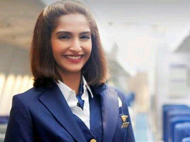 ShobsTweeting's tweet photo. Wishing you loads of happiness &amp; success in life..Keep doing the films which satisfies u as an actor..keep exploring yourself &amp; keep making ur fans proud of u..Goodluck Sona ❤ Frm Saawariya to Neerja &amp; the saga continues #10YearsOfSonamKapoor https://t.co/cwIMfNKr5o