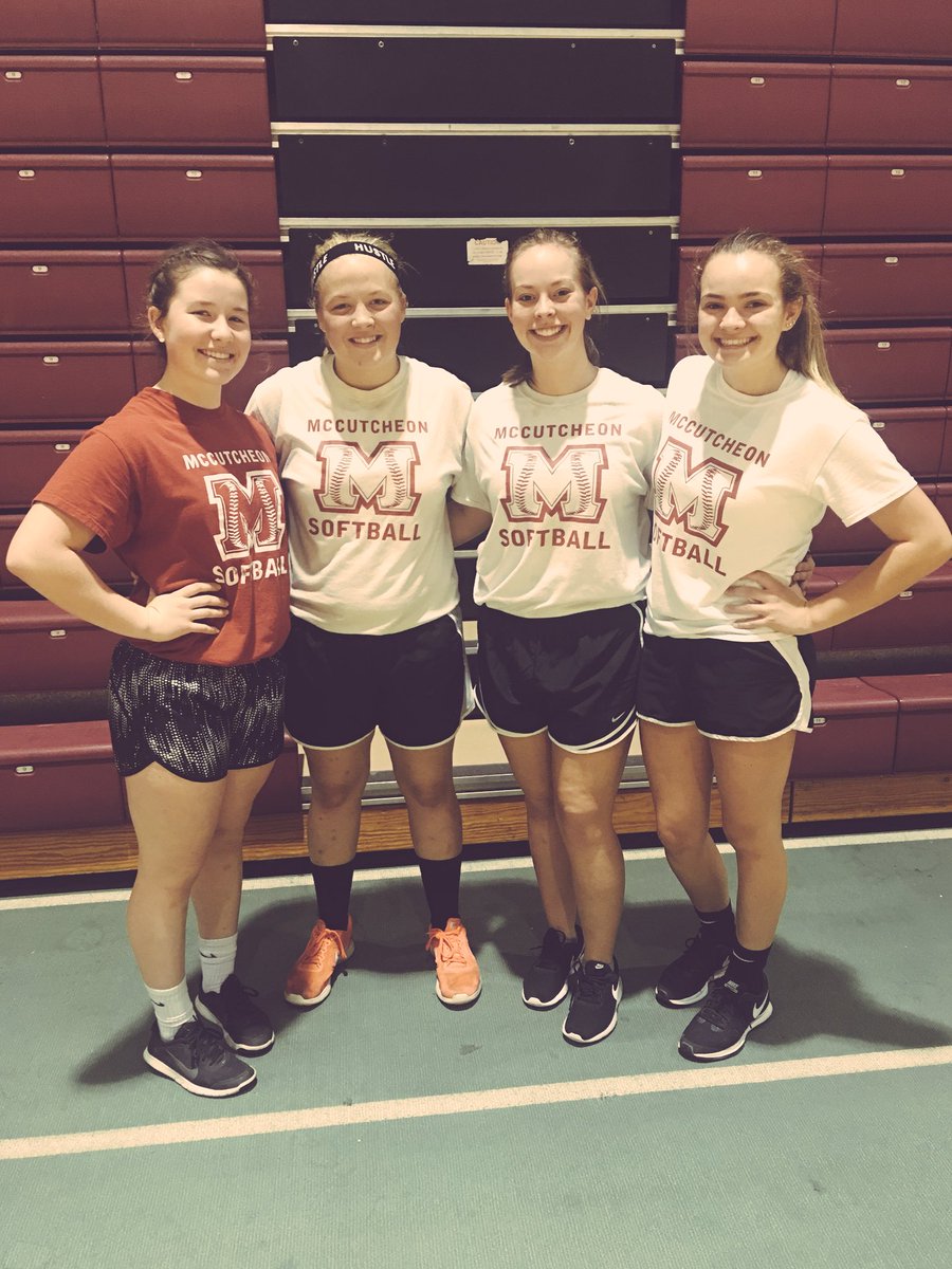 mav_softball's tweet photo. From middle school to high school... these girls love being teammates ❤️💛#greattobeamav https://t.co/SYbjbSlqKx