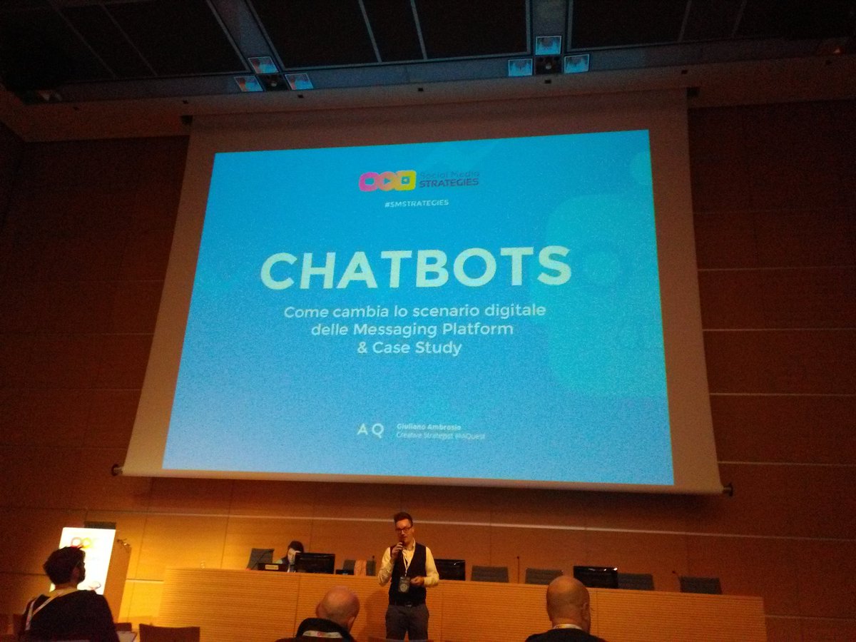 RominaMattoni's tweet photo. Ogni mese ci sono 2 miliardi di messaggi da persone e #chatbot ed è proprio il caso di capire cosa sono e come utilizzarli! A #SMStrategies lo facciamo con @JuliusDesign ! https://t.co/c1ZTn4teTr