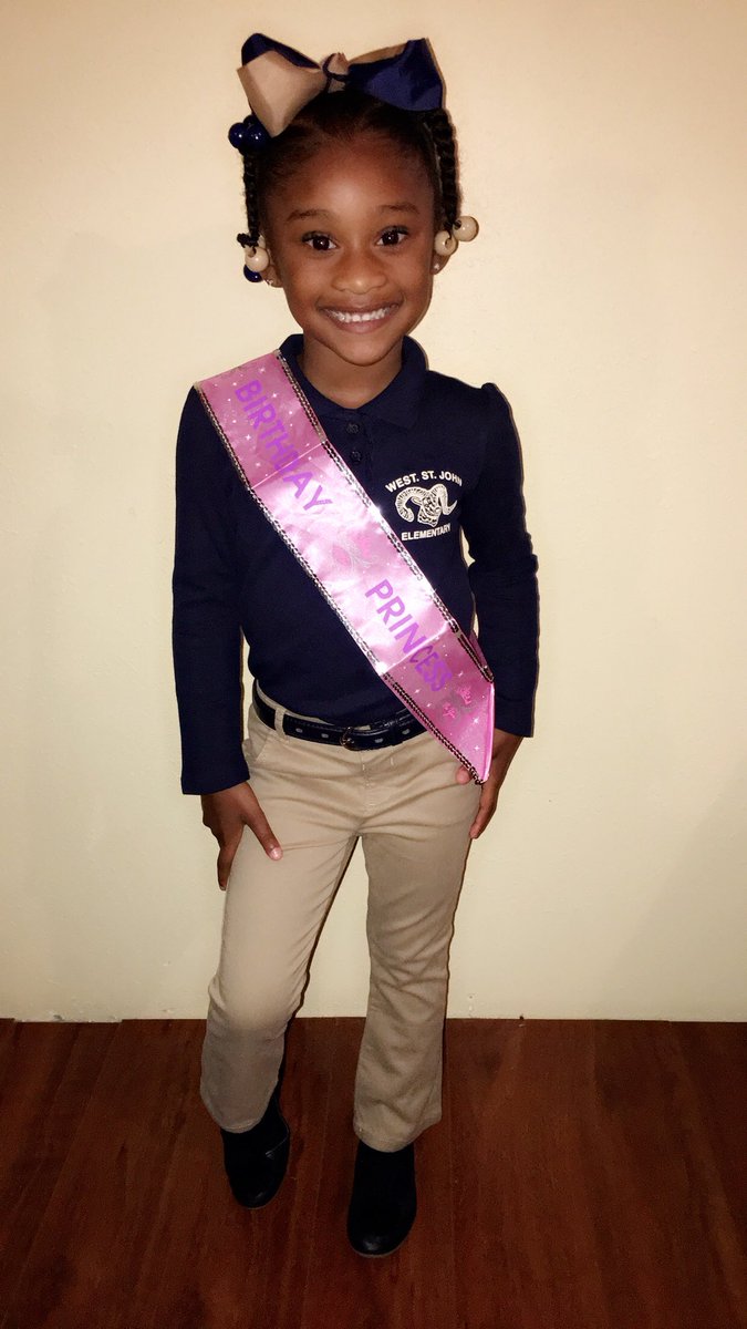 iBeeszDaBest's tweet photo. HAPPY 5th PRINCESS DAY to you My Beautiful HARLYN GRACI MAYHO💝🎉🎈🎁 Mommy love And cherish you so much babygirl. #HarDay #BirthdayPrincess #FabulouslyFive #FantasticFive #SeasonOfTheScorpio https://t.co/TWdWuSRXpP