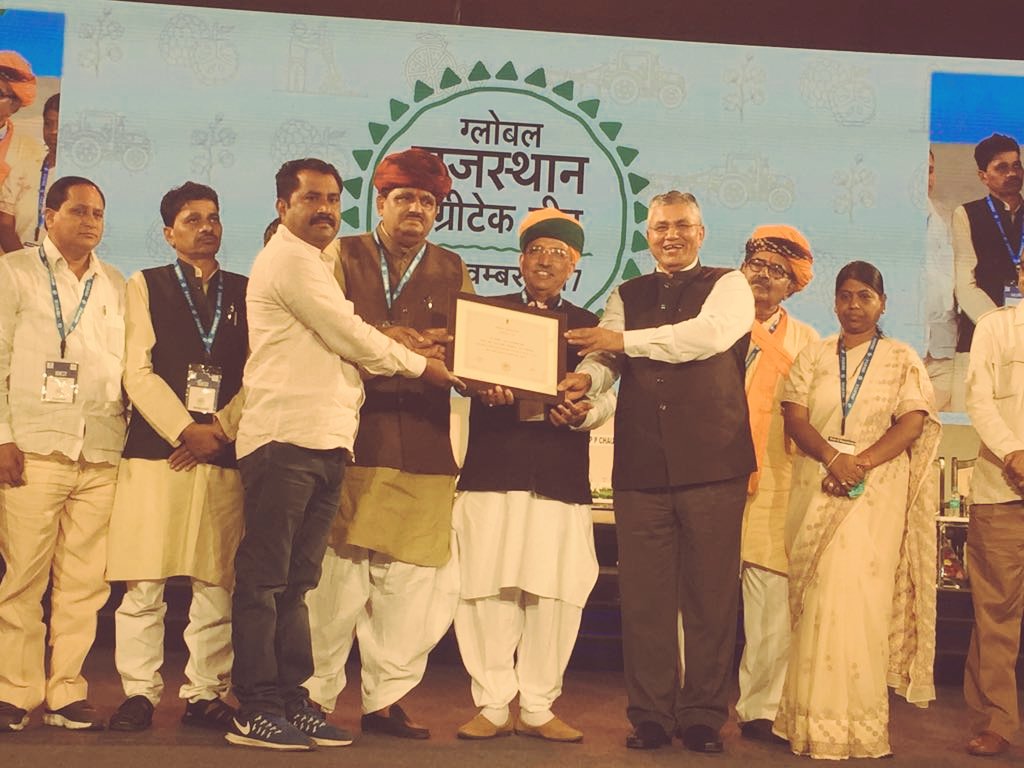 arjunrammeghwal's tweet photo. Few more glimpses of valedictory session of @GramRajasthan
#GRAM2017 #GRAMUdaipur #GRAMRajasthan https://t.co/vh9SGWqnFs