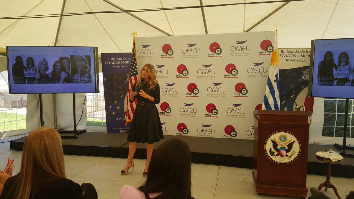 "Las mujeres deberiamos empezar a hablar de cómo ayudar cuando se le presenta un problema a otra mujer o cómo impulsarla a emprender, en lugar de criticar su comportamiento" <a href="/karenjawetz/">Karen Jawetz</a> en el seminario <a href="/MsEmprendedoras/">Más Emprendedoras</a>