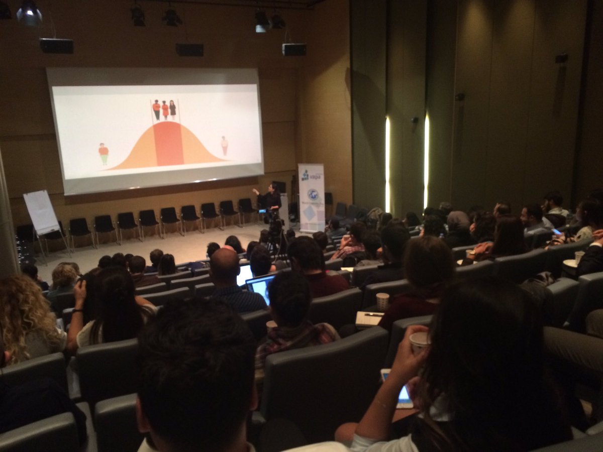 UXPAIstanbul's tweet photo. Mola bitti. #UX Researcher Neşe Gündüz'ün sunumuyla devam ediyoruz #WUD2017 https://t.co/h2ZRvTUUhx