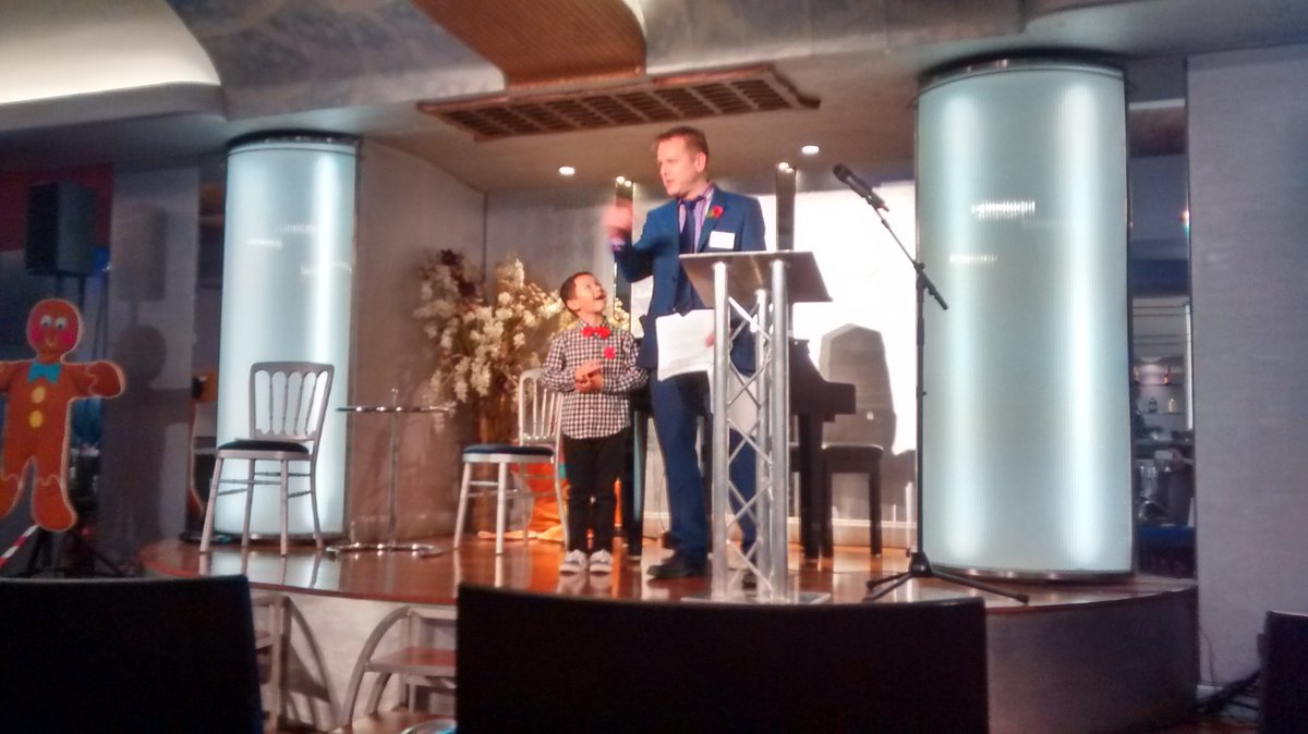 childrensarts's tweet photo. The start is getting closer! @realchrisjarvis coaching Sacha Lee-Khan on how to present like a pro! Guests in soon... #JMB2017 https://t.co/abfRoIbfxa
