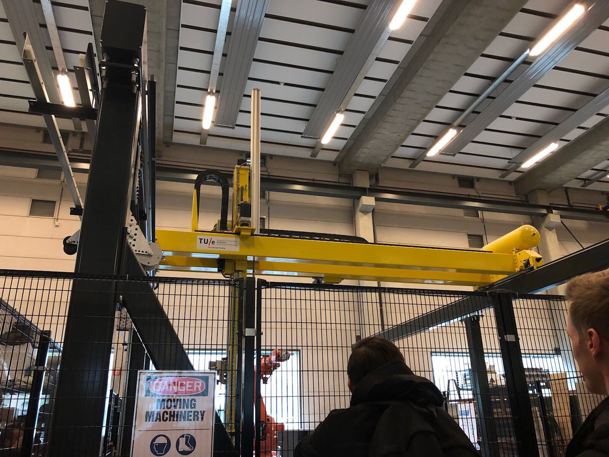 GINCADesign's tweet photo. The Concrete Additive Manufacturing lab of TU/e. So interesting to see the heights that 3D printing is scaling! #3Dprinting #AdditiveManufacturing https://t.co/9VUyj067sF