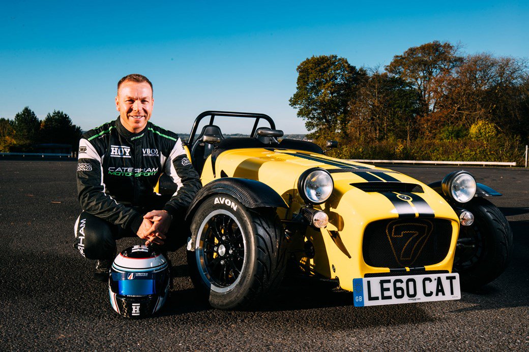Olympian super-cyclist <a href="/chrishoy/">Sir Chris Hoy</a> sets new world record by doing 19 doughnuts in 60 seconds in a #Caterham Seven 620R.

Watch it on video right here:

carmagazine.co.uk/car-news/motor…