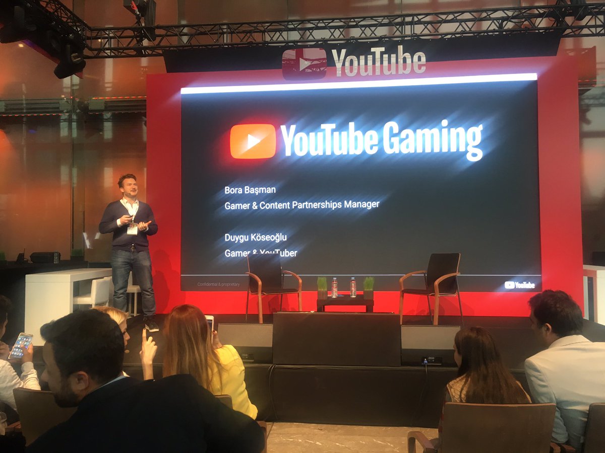 brandweekist's tweet image. "Gaming" oturumumuz Bora Başman'ın moderatörlüğünde @duygubie katılımıyla Meydan Fuaye alanında başladı!#LegendsofEntertainment